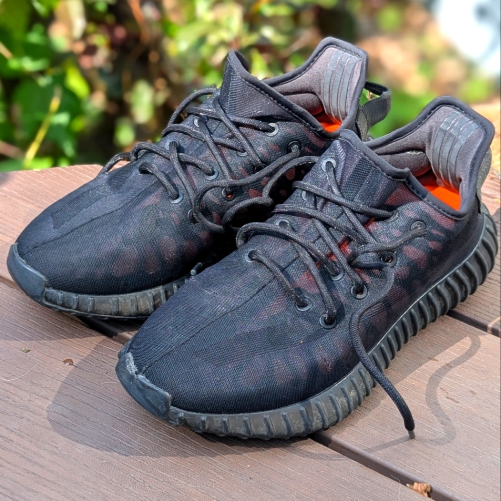 adidas Yeezy Boost 350 V2 Men's Sz 9 Mono Cinder Sneakers